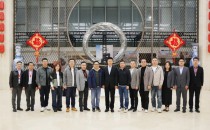 京东家电代表团走进太阳雨零碳工厂