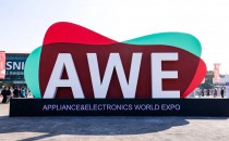 双获行业认可 太阳雨巨能省空气能闪耀2026AWE与创新零售峰会